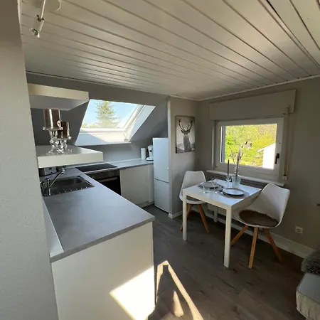 Moderne アパート